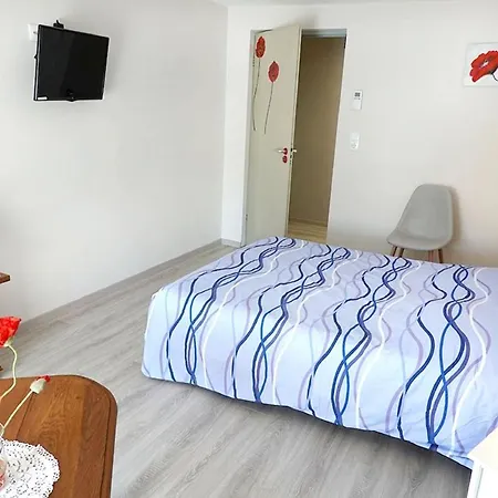 Maison De 2 Chambres Avec Vue Sur La Terrasse Et Wifi A *