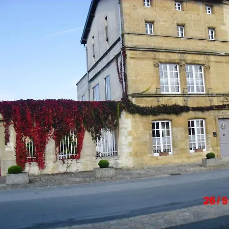 펜션 Maison De 2 Chambres Avec Vue Sur La Terrasse Et Wifi A Marville